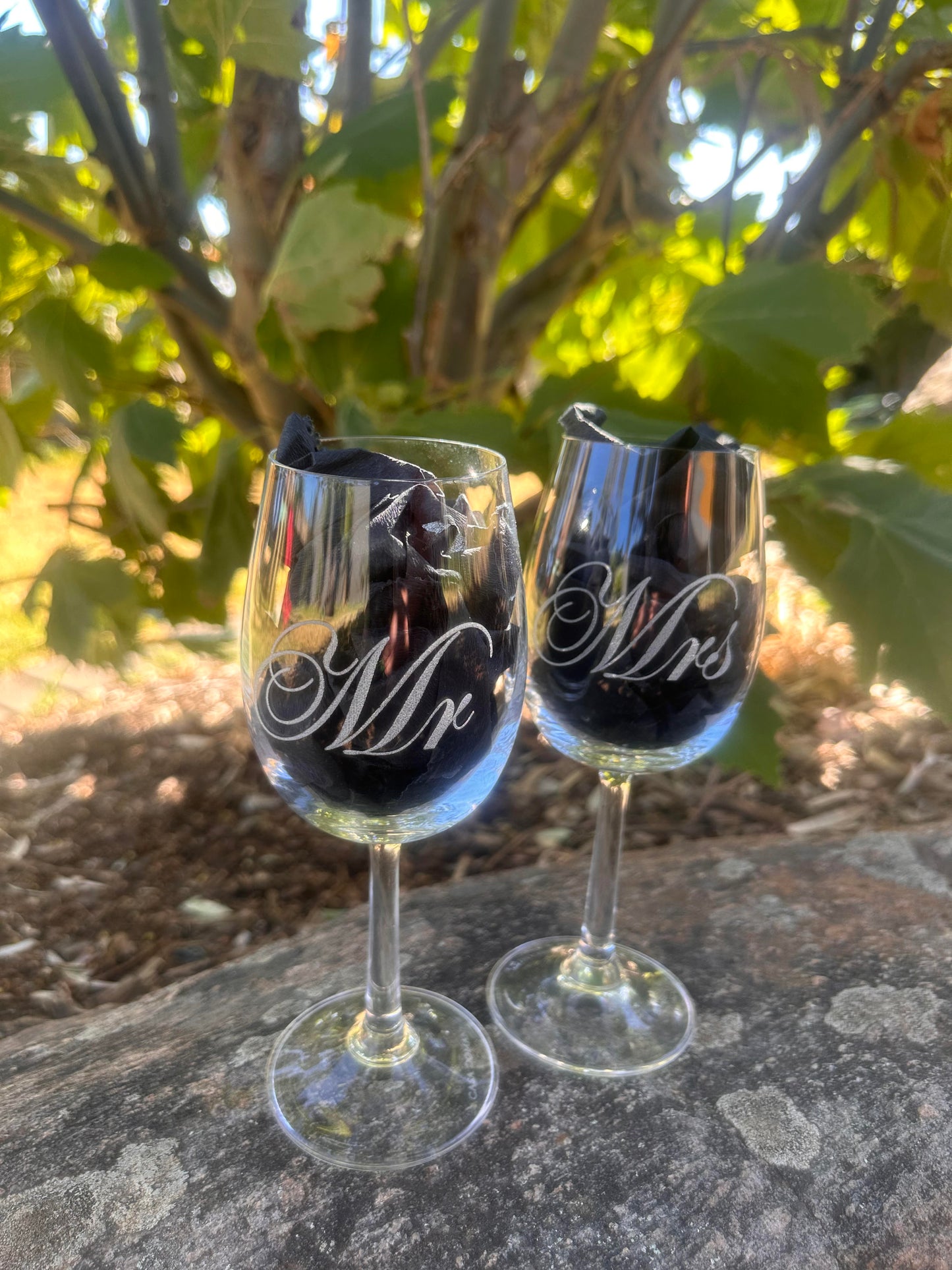 MR AND MRS Engraved Wine Glass